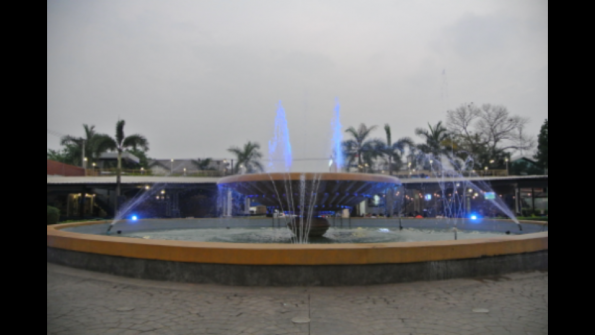 23._fontaine_Nam_phu_soir