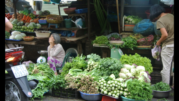 Vendeuse_fruits_legumes