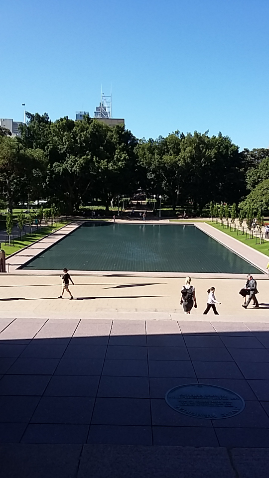 03_Anzac_pool_of_reflexion